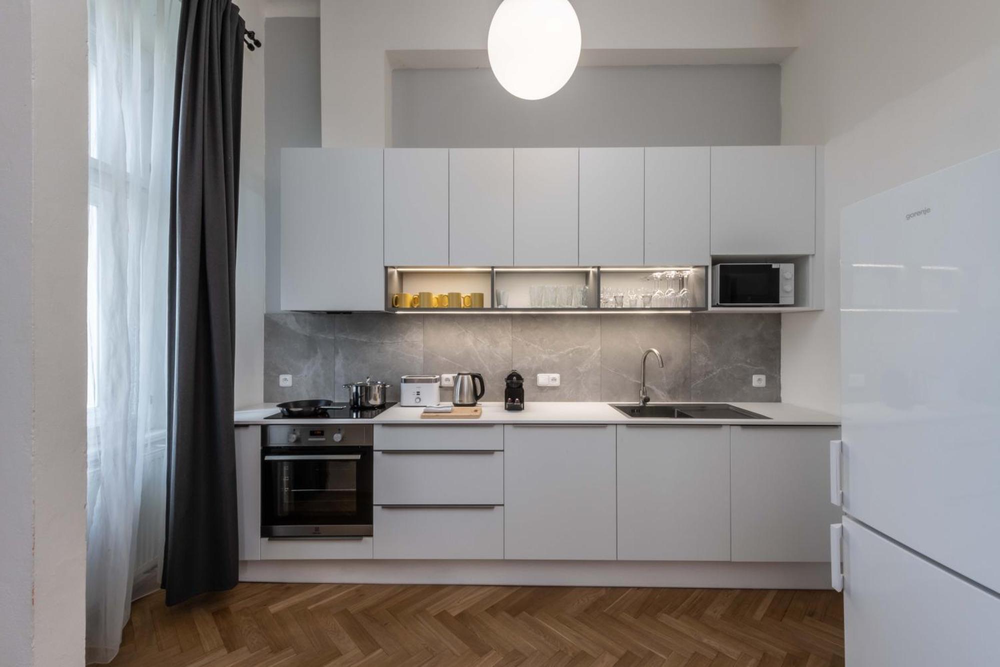 פראג Centrally Located 3Bd Home Near National Museum מראה חיצוני תמונה